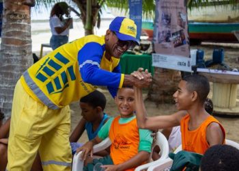 Sustentabilidade: Limpurb leva projeto “A Onda é Preservar” para Itapuã