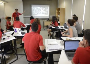 Ensino médio pode passar por nova reforma em 2024