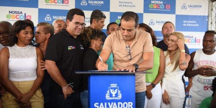 Paripe terá reconstrução de escola com piscina e 22 salas de aulas climatizadas