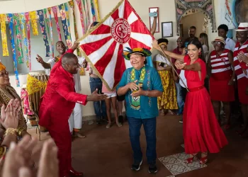 Salgueiro: Escola de Samba homenageia povo Yanomami