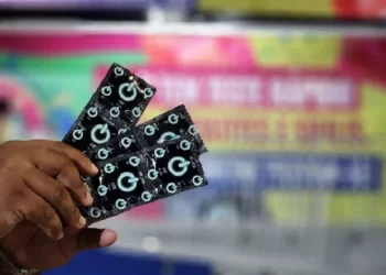 Foliões podem retirar preservativos e fazer testes de ISTs gratuitamente