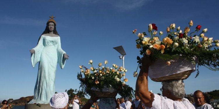 Festa de Iemanjá teve origem no protagonismo de pescadores