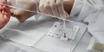 Carnaval seguro: SESAB instala postos de testagem e distribuição de camisinhas