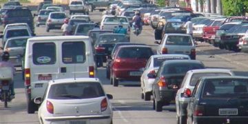 Desconto de 8% engloba proprietários de veículos com placas de finais 1 e 2