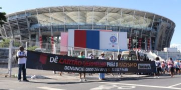 Conscientização: Sepromi realiza campanha de combate ao racismo nas finais do Campeonato Baiano