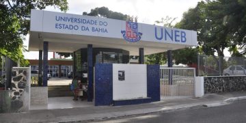 Uneb convoca candidatos classificados para validação de cotas e matrículas