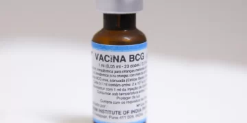 Vacinação: Estudo da Fiocruz indica que BCG é ineficaz quando aplicada em adultos