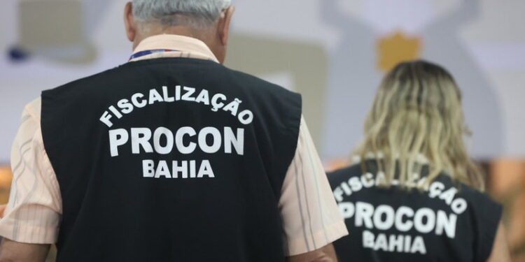Fiscalização: Procon-BA intensifica ações preventivas e notifica distribuidoras após detecção de bebidas adulteradas com metanol