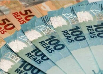 Finanças: Valorização do salário mínimo e isenção do IR injetarão R$ 110 bi na economia em 2026