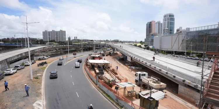 Prefeitura de Salvador entrega viaduto José Linhares na região do Iguatemi nesta segunda-feira (26)
