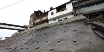 Bahia: Governo do Estado amplia prevenção a desastres naturais na capital com entrega de encosta