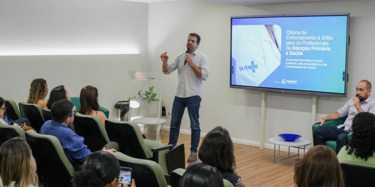 Oficina capacita profissionais da Atenção Primária para o enfrentamento da sífilis em Salvador
