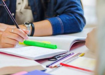 Censo escolar: Abandono escolar no Ensino Médio tem menor média desde 2007
