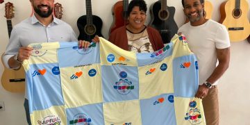 Reaproveitamento: Prefeitura reaproveita camisas do Carnaval e beneficia mais de 100 famílias em Salvador