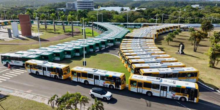 Mobilidade: Prefeitura inicia entrega de 700 novos ônibus com ar-condicionado na maior renovação de frota da história da Capital