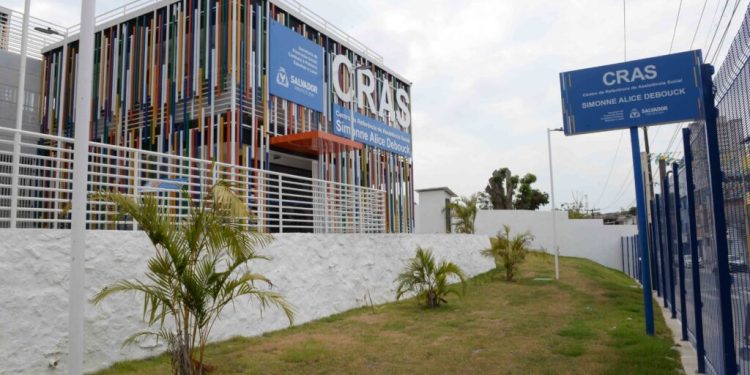 Prefeitura de Salvador: Curso de Inclusão Digital e Ferramentas de Inteligência Artificial começa em CRAS de Narandiba e Brotas