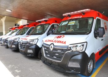 Transporte de pacientes: Bahia é contemplada com dez novas ambulâncias para reforçar serviço do SAMU