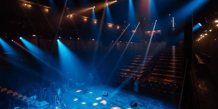 Requalificação: Teatro Vila Velha movimenta a cena cultural de Salvador com programação até dezembro divulgada